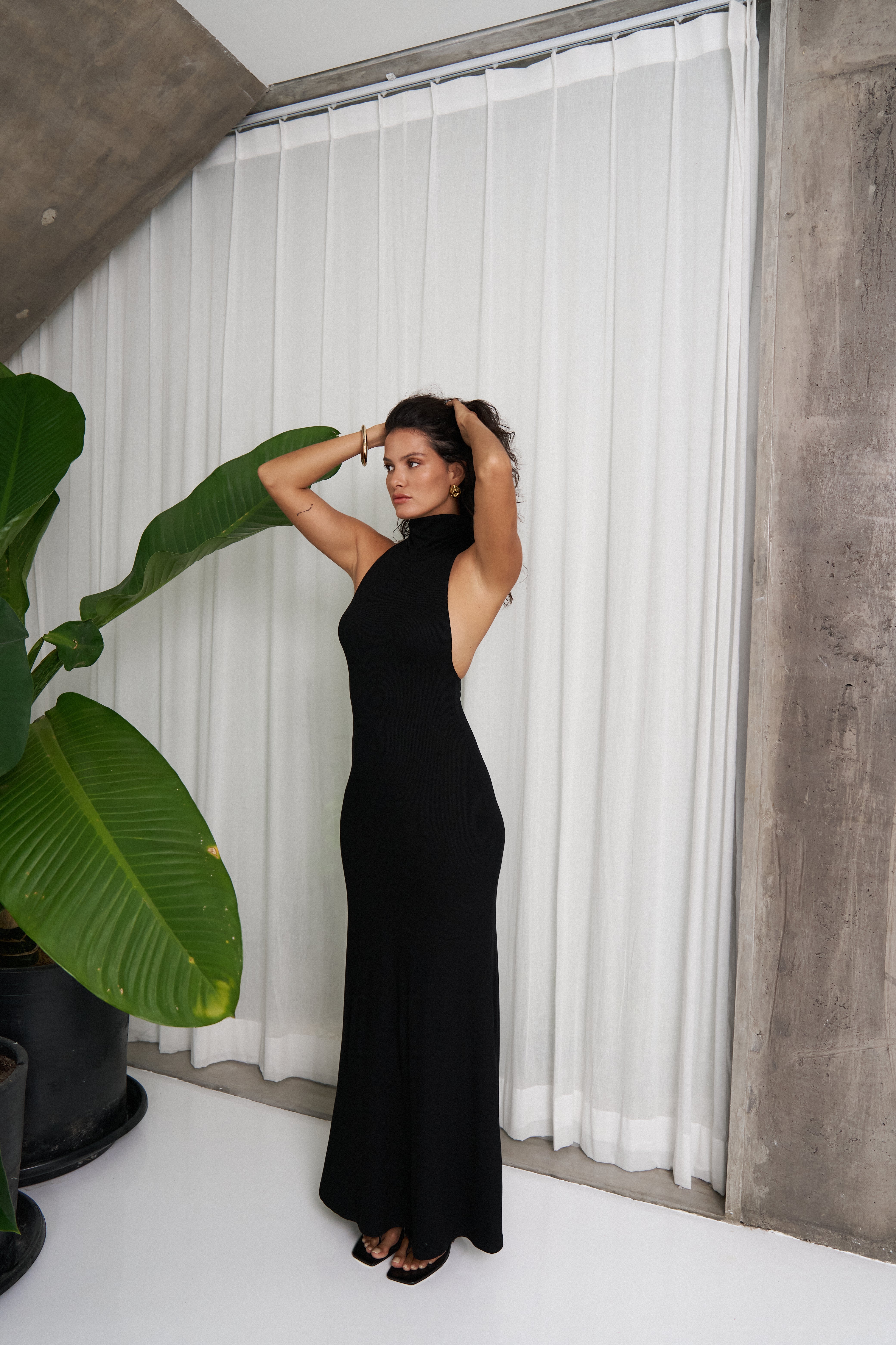 Maeve Maxi Dress - Jet L Maeve Maxi Dress - Jet L