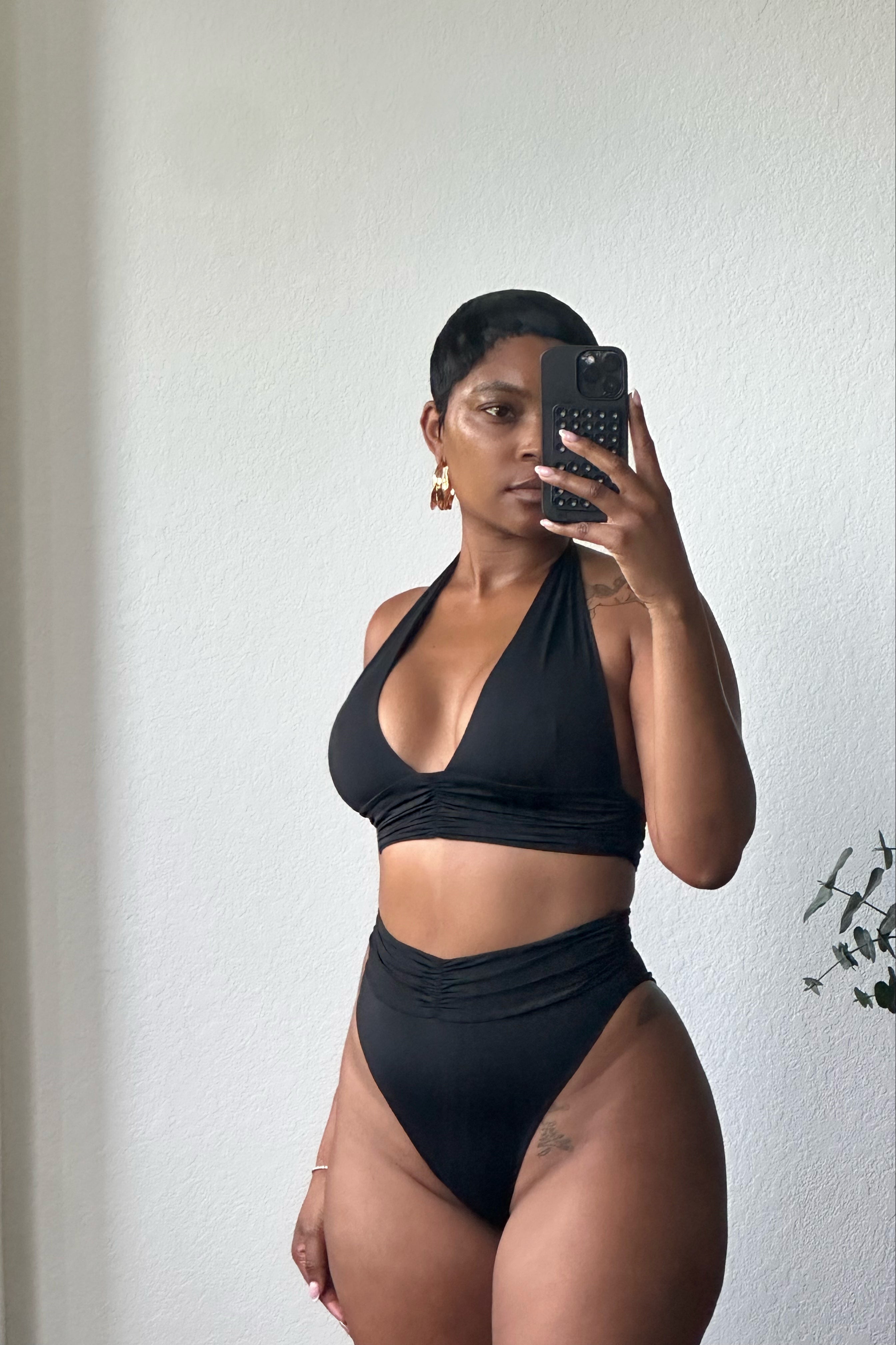 Carter Halter Top - Black
